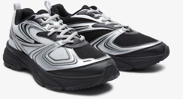 Order FILA Interrun Black/Black/Silver 11001RM02699G010