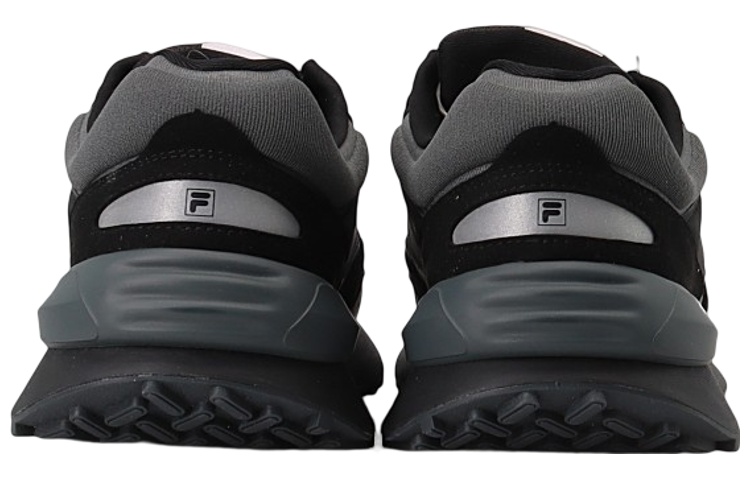 Shop FILAジョガー1 ブラック/グレー F12M141114FBD