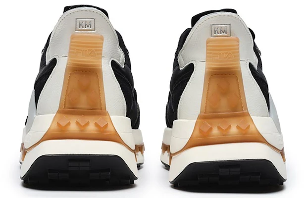 FILA KMシューズ ブラック/ホワイト F12M233113FBG Shop FILA KMシューズ ブラック/ホワイト F12M233113FBG