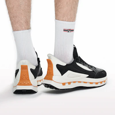 FILA KMシューズ ブラック/ホワイト F12M233113FBG 1