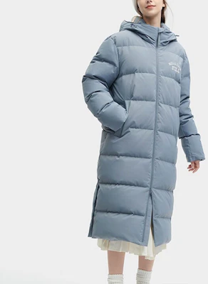 FILA 字母印花长款防风羽绒服 男女同款 - 空灵灰色 F51U349902F-DY Shop FILA 字母印花长款防风羽绒服 男女同款 - 空灵灰色 F51U349902F-DY