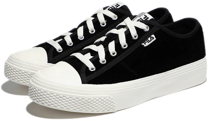 FILA Lage Canvas Sneakers ''Zwart'' 1XM01681D_001 Lookbook FILA Lage Canvas Sneakers ''Zwart'' 1XM01681D_001