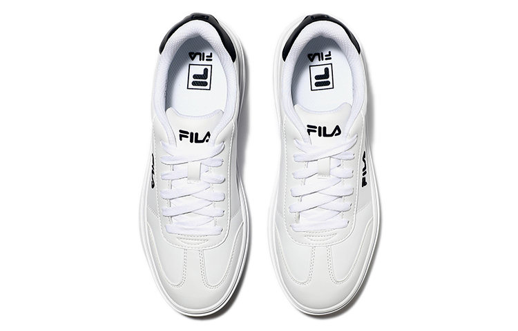 Shop Baskets FILA Basses Skate ''Blanc Noir'' 1XM01683D_147