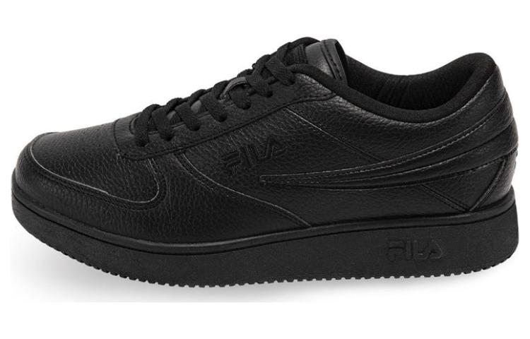 Buy 휠라 블랙 로우탑 스니커즈 (Hwilla Beullaek Roteop Seunikkeojeu) 1CM00551-001