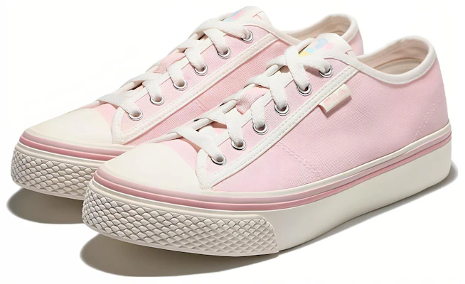 FILA Low-Top Sneakers Valentinstag Kollektion ''Weiß Rosa'' 1XM01774E_650 Lookbook FILA Low-Top Sneakers Valentinstag Kollektion ''Weiß Rosa'' 1XM01774E_650
