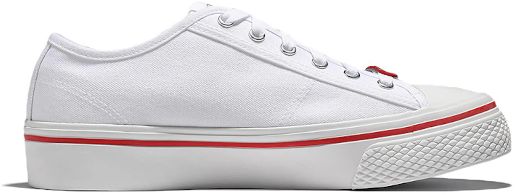 Baskets Basses FILA Collection Saint-Valentin ''Blanc Rouge'' 1XM01774E_121 Order Baskets Basses FILA Collection Saint-Valentin ''Blanc Rouge'' 1XM01774E_121