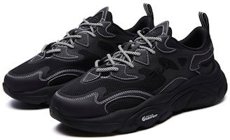 斐乐低帮跑鞋‘黑色’ T12M115206FBK Shop 斐乐低帮跑鞋‘黑色’ T12M115206FBK