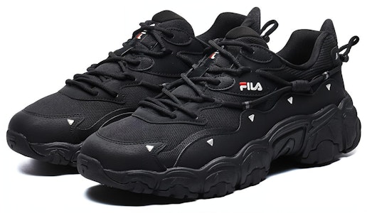 Kasut Lari FILA Rendah 'Hitam Putih' F12M134108FBG Shop Kasut Lari FILA Rendah 'Hitam Putih' F12M134108FBG