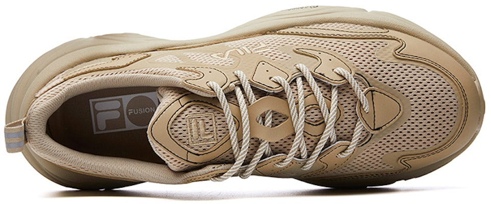 FILA 低帮跑鞋 米色 T12M115206FSD Shop FILA 低帮跑鞋 米色 T12M115206FSD