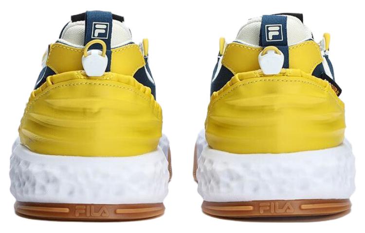 Shop FILA斐樂 防滑緩震 低筒 板鞋 白藍