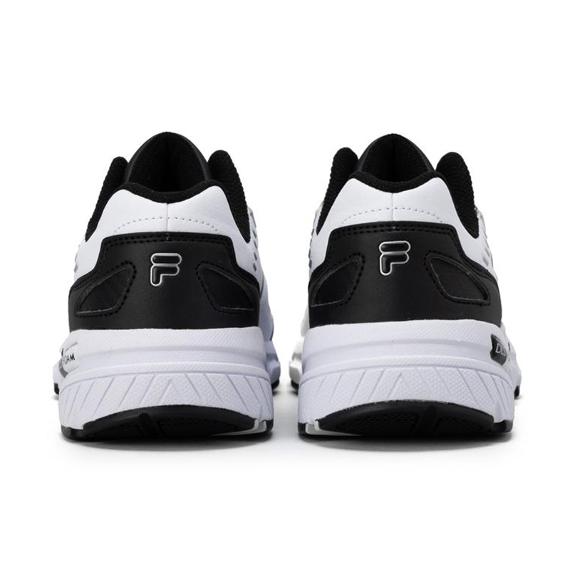 Lookbook 휠라 메모리 데시무스 V2 스니커즈 FS256RU03X013-100