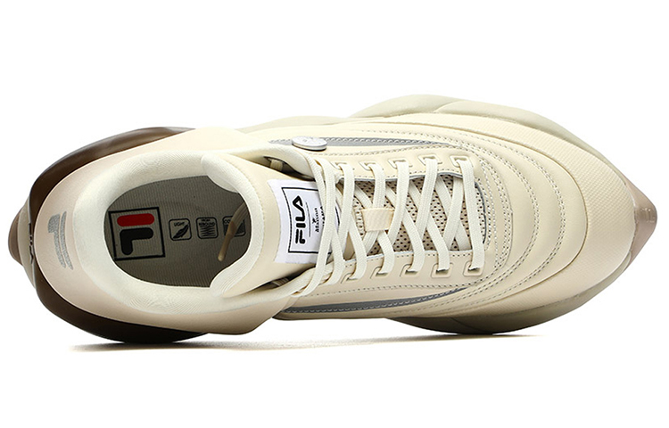Shop FILA ミハラ FM-6 ローチャンキー ベージュ F12M134127FAG