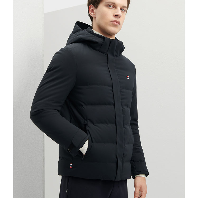 Purchase 斐乐现代经典保暖羽绒夹克 - 传奇蓝色. F11M341904F-NV