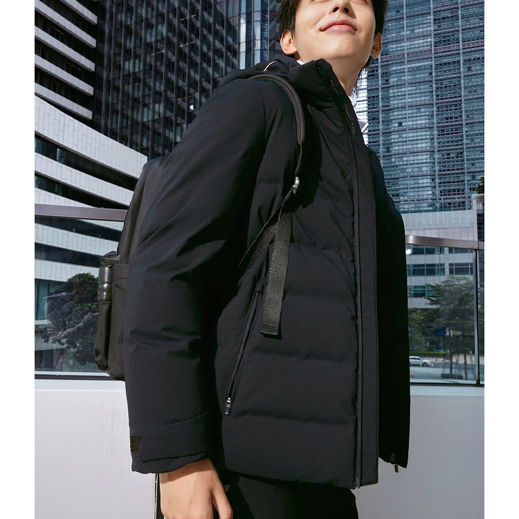 Sizing 斐乐现代经典保暖羽绒夹克 - 传奇蓝色. F11M341904F-NV