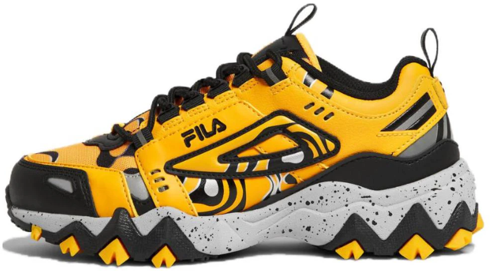 fila-oakmont-tr-black-yellow-1-jm-01701-703