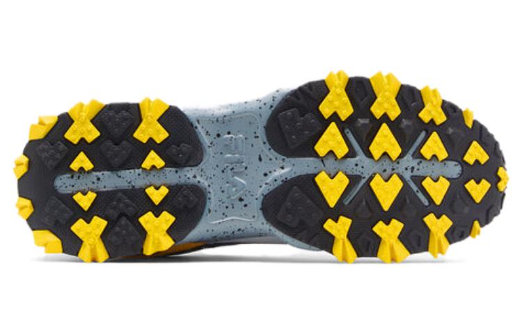 Shop FILA Oakmont TR 'Kelabu Hijau' 1JM01565-051