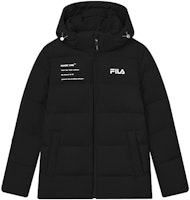 FILA オリジナル ウィンターパファージャケット ブラック ロゴプリント付きフード. F11M149901F-BK Lookbook FILA オリジナル ウィンターパファージャケット ブラック ロゴプリント付きフード. F11M149901F-BK