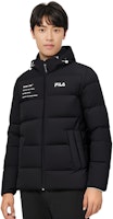 FILA オリジナル ウィンターパファージャケット ブラック ロゴプリント付きフード. F11M149901F-BK Cheap FILA オリジナル ウィンターパファージャケット ブラック ロゴプリント付きフード. F11M149901F-BK