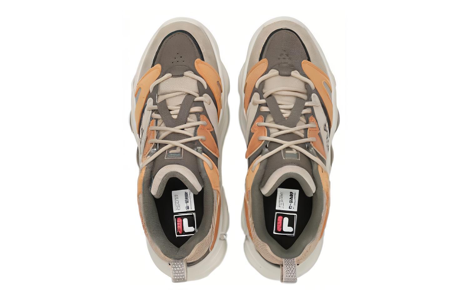 Shop FILA ORIGINALE 茶黒スニーカー F12M342119FGC