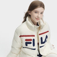 FILA ORIGINALE 復古厚冬羽絨外套 男女款 - 芒草白 F11U349903F-IV Details for FILA ORIGINALE 復古厚冬羽絨外套 男女款 - 芒草白 F11U349903F-IV