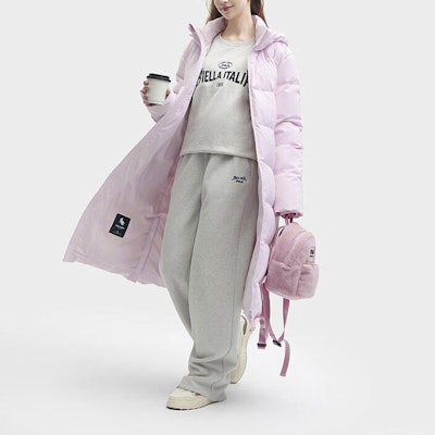 FILA ORIGINALE Unisex Letter Print Down Coat Light Mauve Pink F51U349902F-PK Shop FILA ORIGINALE Unisex Letter Print Down Coat Light Mauve Pink F51U349902F-PK