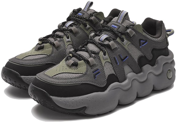 FILA Panini Tinggi 'Hitam Kelabu' F12M412111FCF Lookbook FILA Panini Tinggi 'Hitam Kelabu' F12M412111FCF