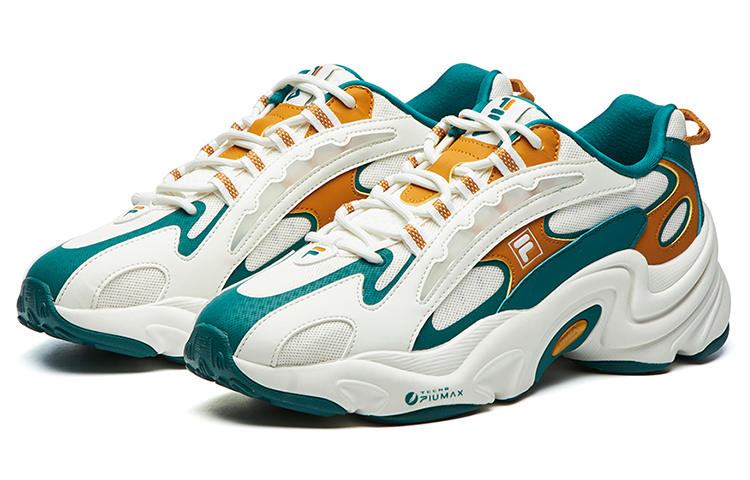 Lookbook FILA Pantera Low Kasut Lari Hijau T12M121104FAS