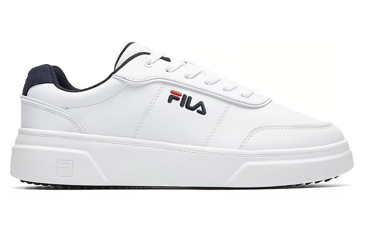 Lookbook FILA Platform Sneakers Putih F12M031303FWT