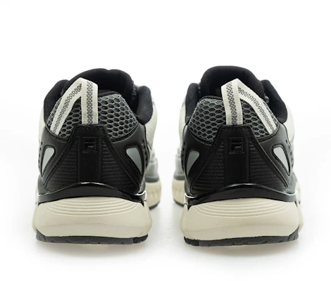 Fila PRONTO V3运动鞋 简约灰色款 FS261RU03X025-031 Lookbook Fila PRONTO V3运动鞋 简约灰色款 FS261RU03X025-031