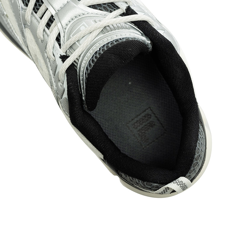 Details for Fila PRONTO V3运动鞋 简约灰色款 FS261RU03X025-031