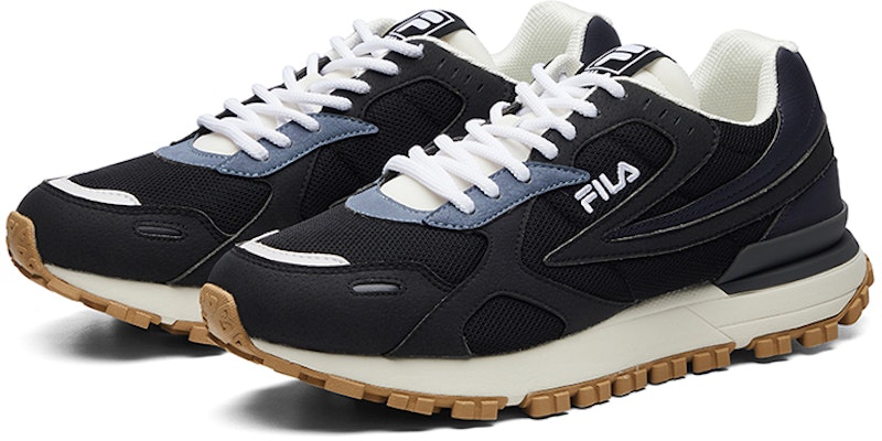 FILA Rambler Hitam/Kelabu F12M041118FNB Lookbook FILA Rambler Hitam/Kelabu F12M041118FNB
