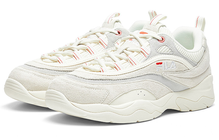 Lookbook FILA Ray Low-Laufschuhe Weiß/Grau F12M931131FVG
