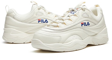 FILAレイ ローカット ランニングシューズ (ホワイト) T12M011103FSW Shop FILAレイ ローカット ランニングシューズ (ホワイト) T12M011103FSW