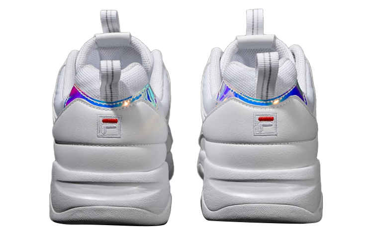 Shop FILA Ray Prism 低帮跑鞋 白色 1RM01148_956