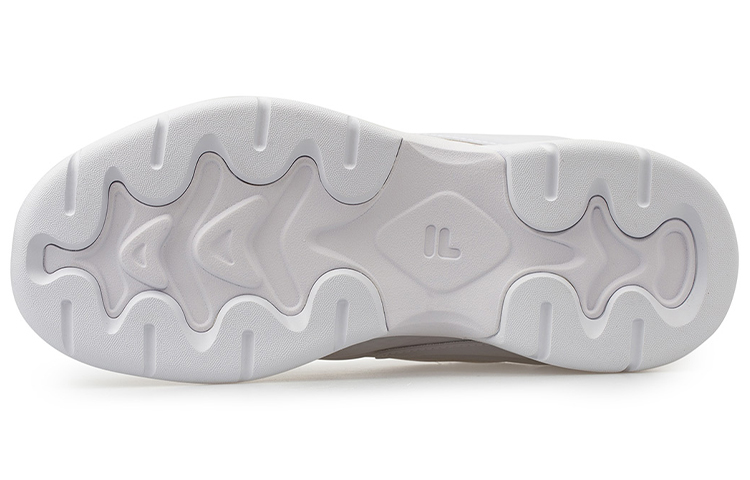 Shop FILA Ray scarpe running retrò grigie/bianche T12M031107FWT