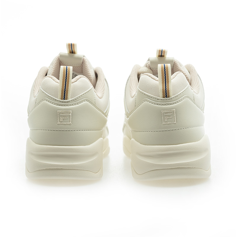 Lookbook 휠라 레이 스크립트 스니커즈 FS256OD03X006-100