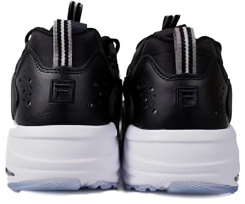 FILA Ray Tracer 'Kasual Hitam Rendah Lelaki' 1RM00677_013 Lookbook FILA Ray Tracer 'Kasual Hitam Rendah Lelaki' 1RM00677_013
