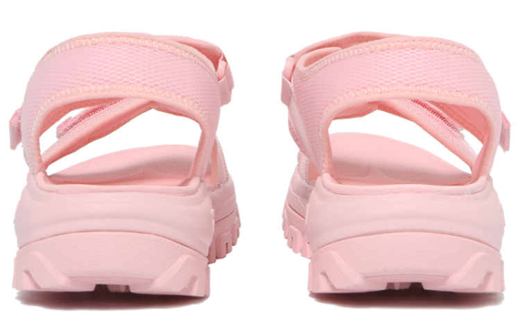 Lookbook FILA Ray Tracer '粉色魔术贴凉鞋 - 韩国版' 1SM00734_668