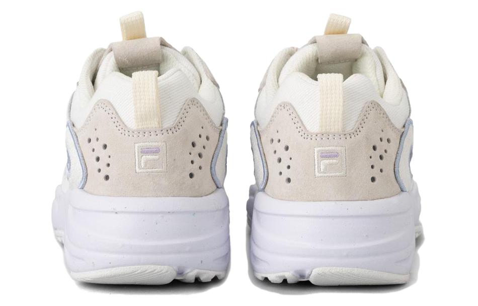 Shop FILA斐樂 Ray Tracer 圓頭舒適 防滑耐磨 低筒 休閒生活鞋 男女同款 白色