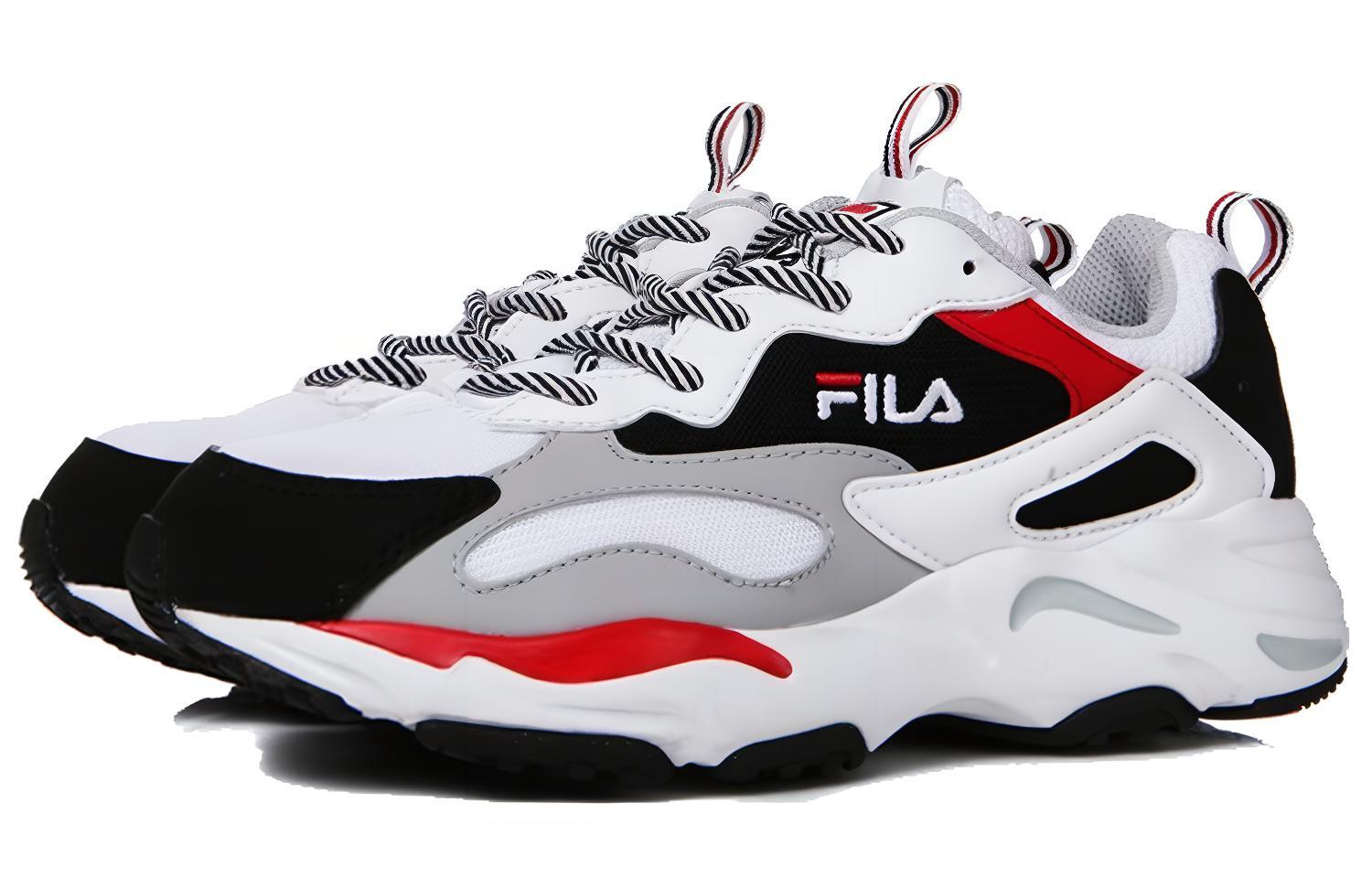 Lookbook FILA Ray Tracer Lage Chunky Sneakers Zwart/Wit/Rood FS1SIB1180X_WBK