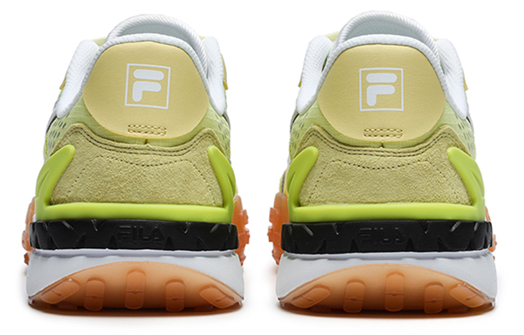 Shop FILA斐樂 Cake 舒適 減震防滑耐磨 低幫 生活休閒鞋 男款