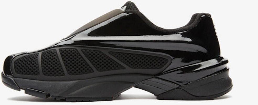 Fila Replica 2002 Vintage Sneakers Black/Black/Black 11001RM02752G001 Lookbook Fila Replica 2002 Vintage Sneakers Black/Black/Black 11001RM02752G001