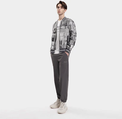 FILA复古针织长袖外套 男女同款 全印花休闲款式 F11M338703FZA Shop FILA复古针织长袖外套 男女同款 全印花休闲款式 F11M338703FZA