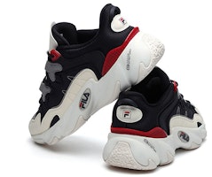 FILA Retro Runner 'Negro Rojo' F12M141105FNG Shop FILA Retro Runner 'Negro Rojo' F12M141105FNG