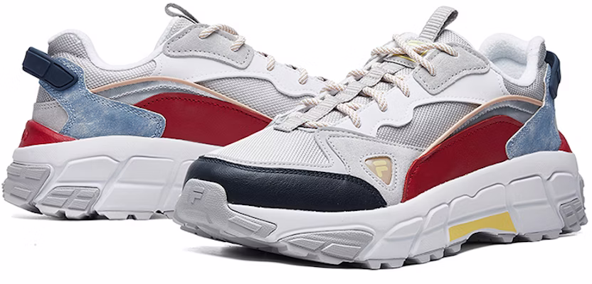 FILA Cek 'Putih Merah Hitam' F12M041135FQF Shop FILA Cek 'Putih Merah Hitam' F12M041135FQF