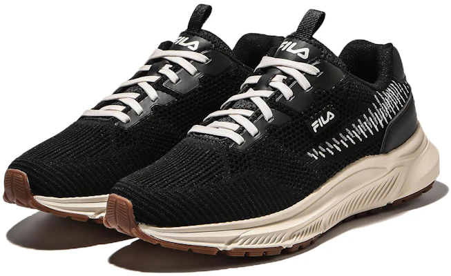 FILA RGB Flint ''Zwart Koreaanse Editie'' 1RM02270E_001 Lookbook FILA RGB Flint ''Zwart Koreaanse Editie'' 1RM02270E_001