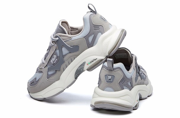 Sepatu Lari FILA RJV Rendah Abu/Putih T12M111107FGD Purchase Sepatu Lari FILA RJV Rendah Abu/Putih T12M111107FGD