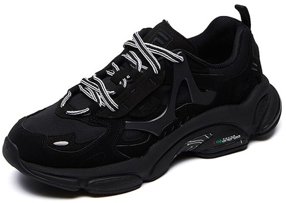 Sepatu Lari FILA RJV Low-Top Hitam T12M111107FBK Order Sepatu Lari FILA RJV Low-Top Hitam T12M111107FBK