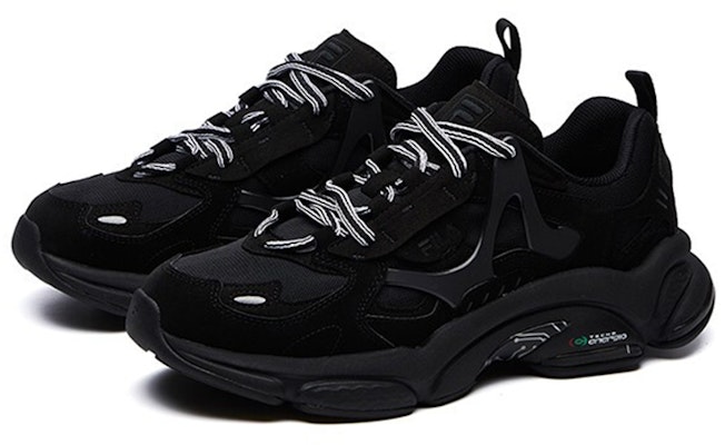 Sepatu Lari FILA RJV Low-Top Hitam T12M111107FBK Lookbook Sepatu Lari FILA RJV Low-Top Hitam T12M111107FBK