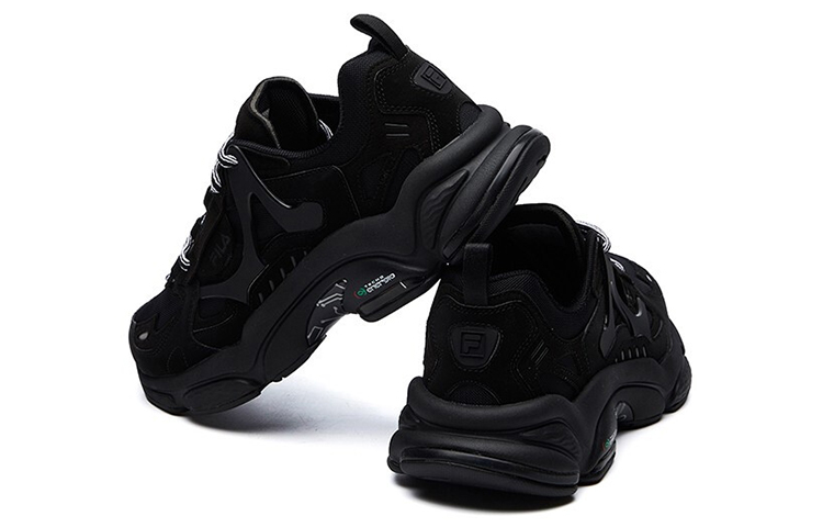 Purchase Sepatu Lari FILA RJV Low-Top Hitam T12M111107FBK